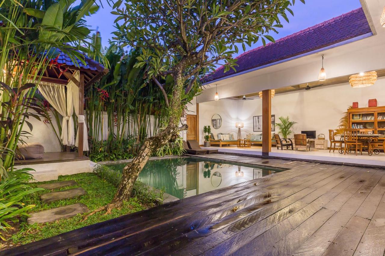 Pulesari 2 Bedrooms Seminyak  Exterior photo