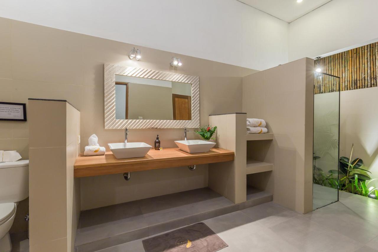 Pulesari 2 Bedrooms Seminyak  Exterior photo